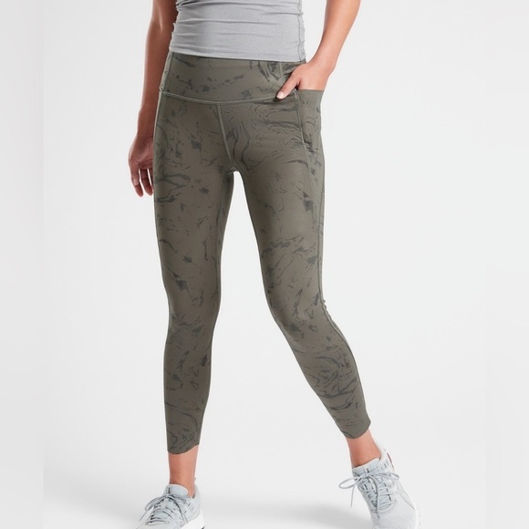 Athleta Olive Velocity Marble 7/8 Leggings sz M - Picture 1 of 11